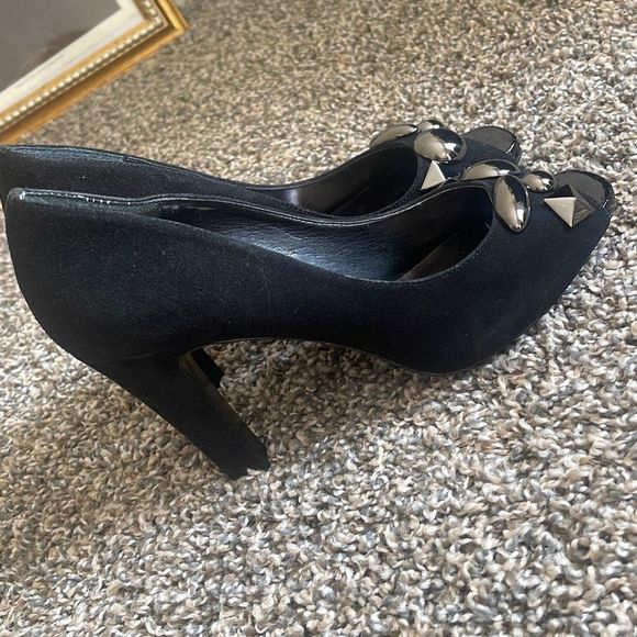 Ann Taylor Size 9 Open Toe Heels. Light scratches at front but wont be able to n - Picture 8 of 10
